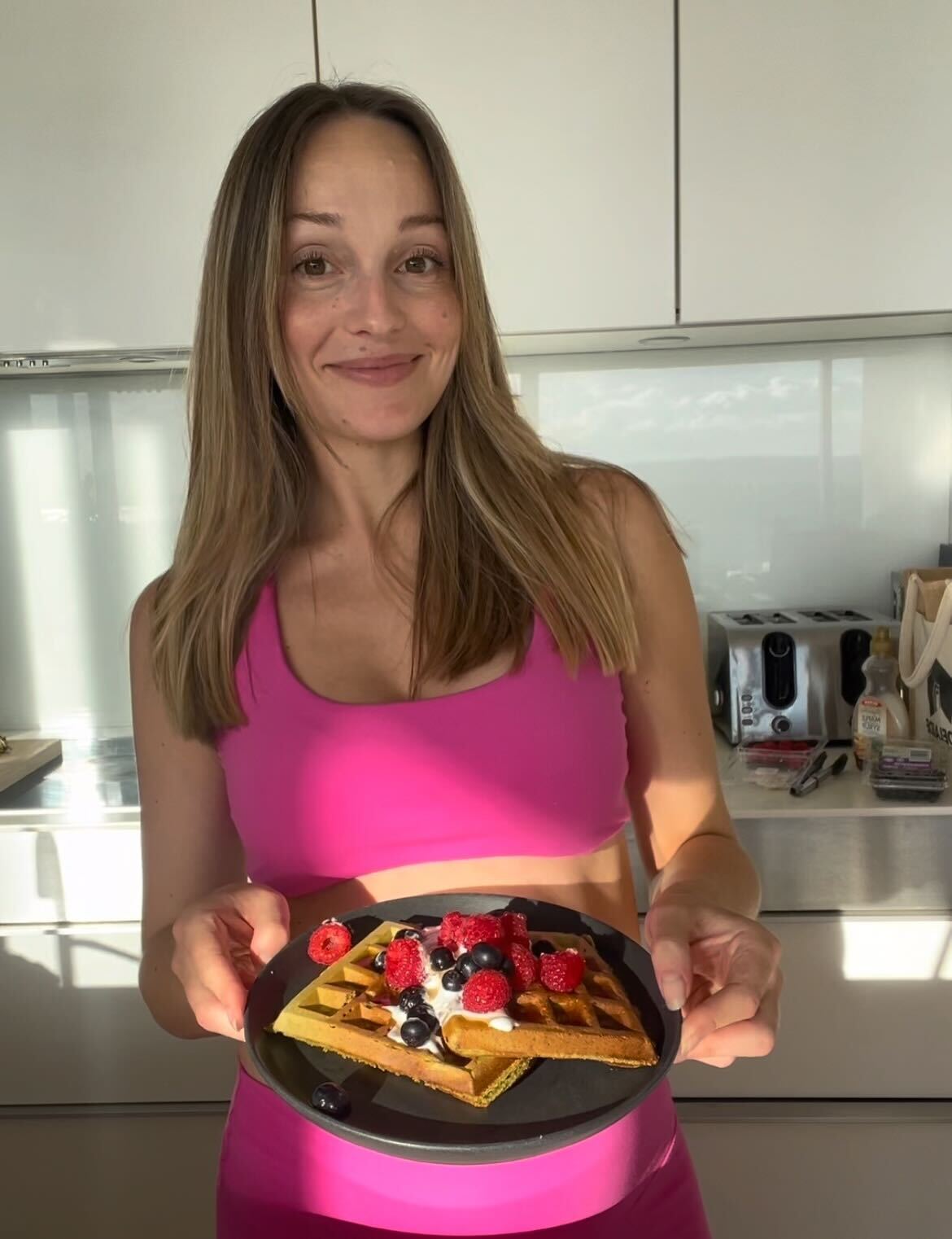 RECIPE: Matcha Protein Waffles, 32.5g protein per serve