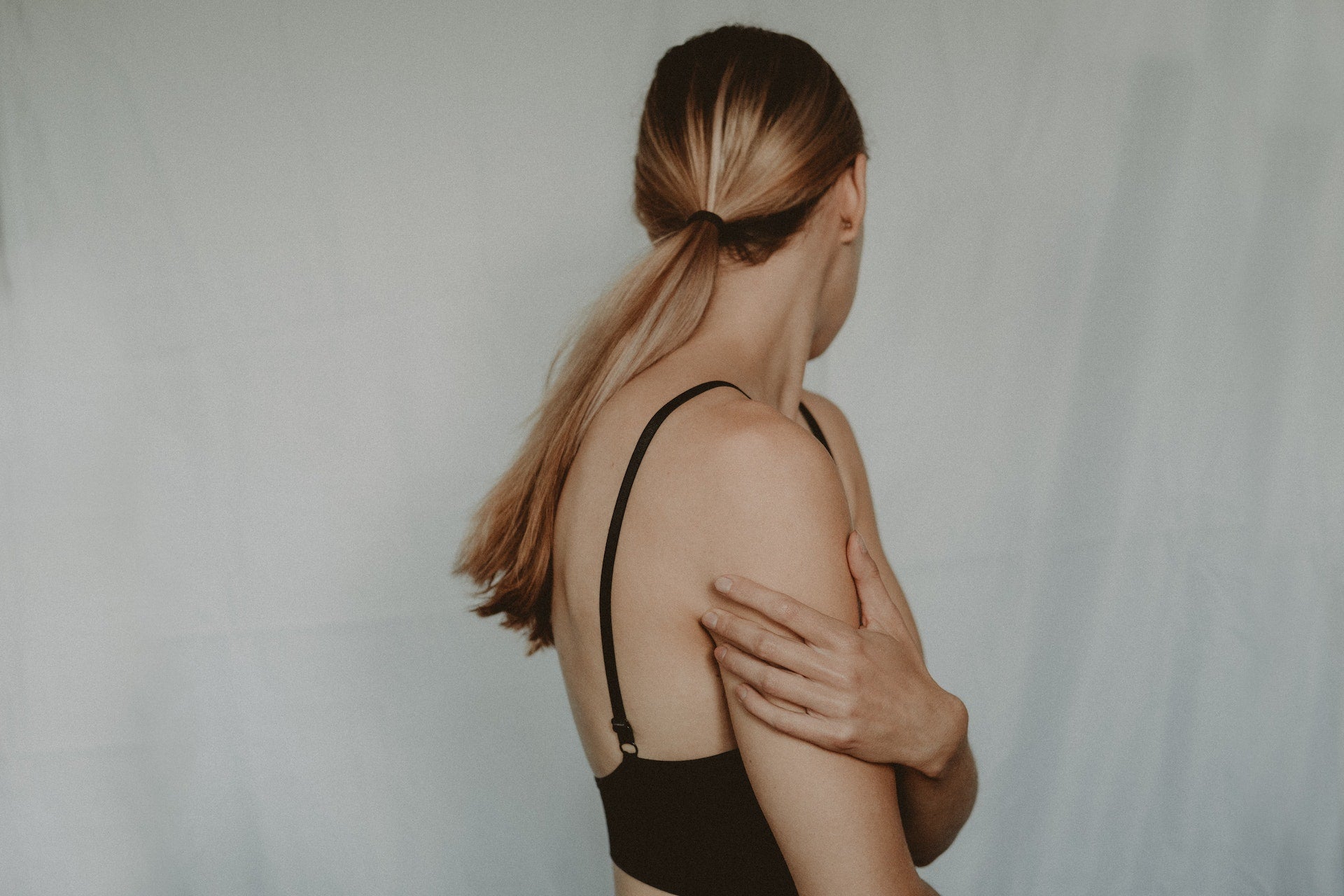 5 Herbs & Nutrients For Balanced Hormones