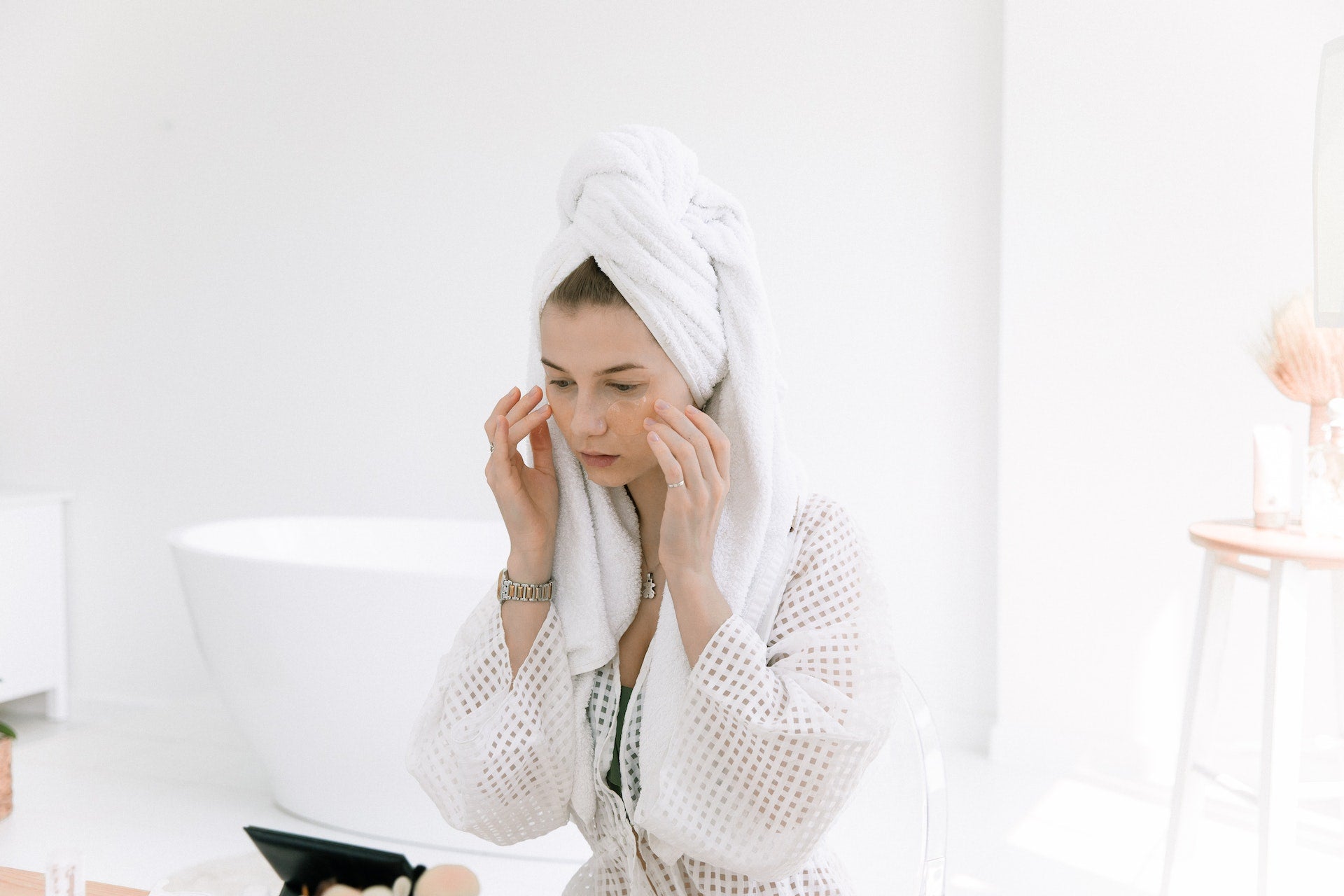 How your skin changes throughout your menstrual cycle